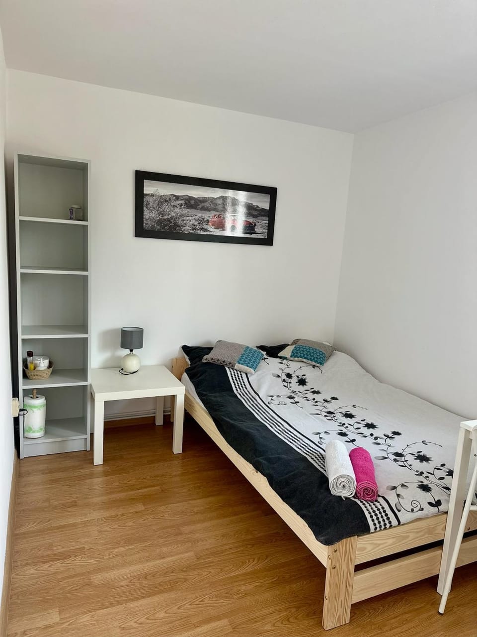 Pokoje na Zaciszu - Metro Zacisze Bed and Breakfast in Warsaw