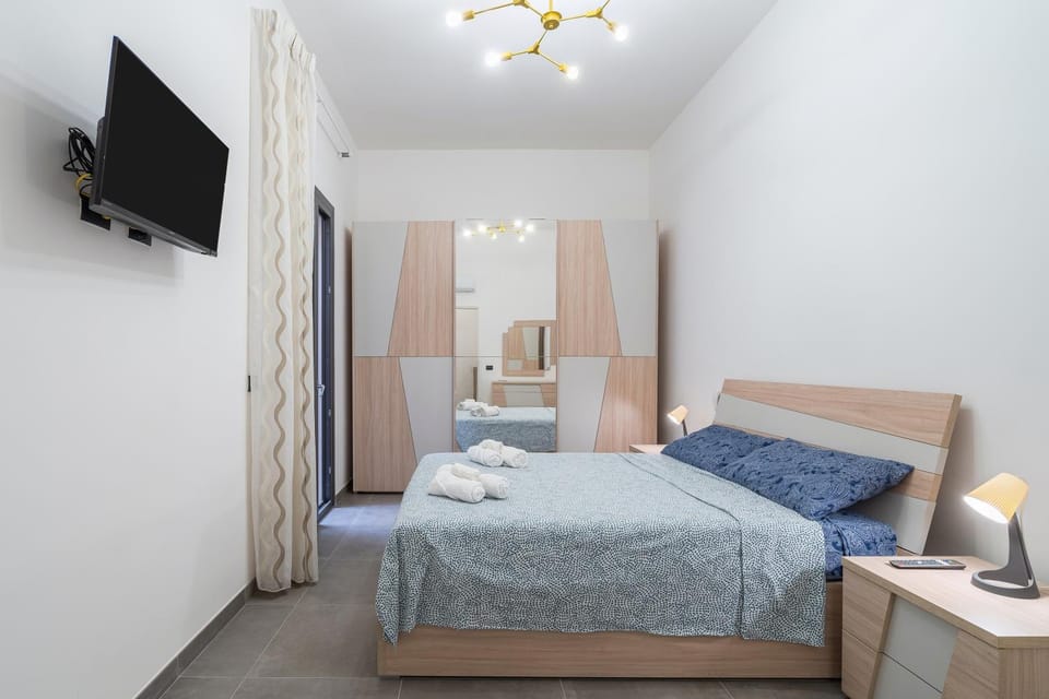 Living room, Bedroom