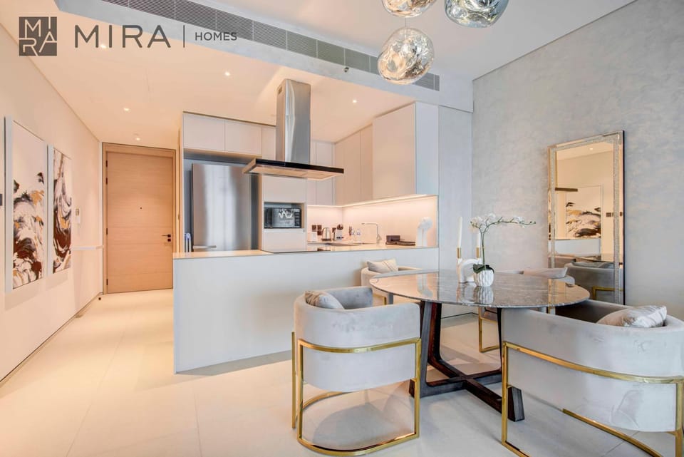 Kitchen or kitchenette, Dining area, minibar, pet friendly