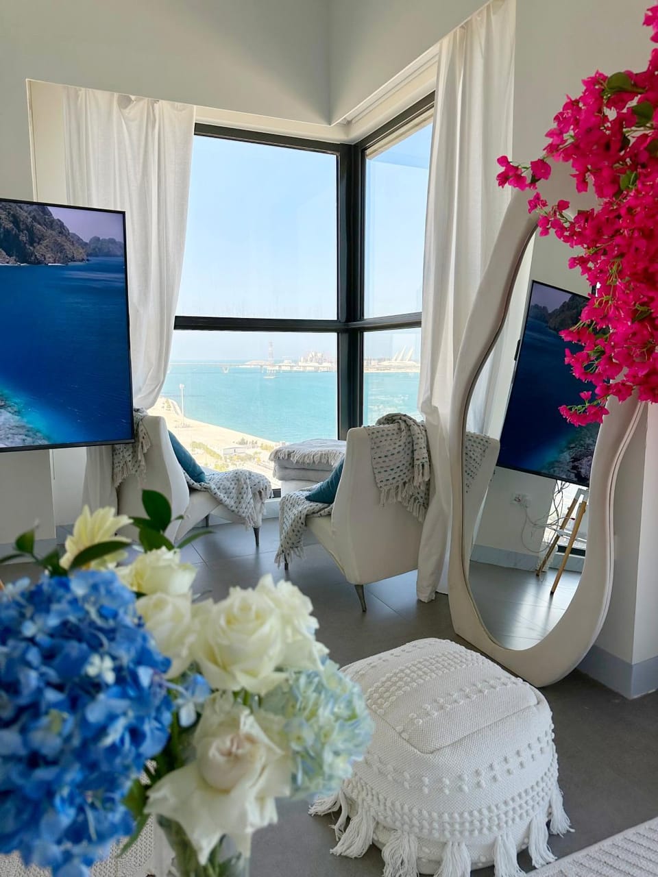 The Blue City 1BR - Al Reem Island Beach View Apartment in Abu Dhabi