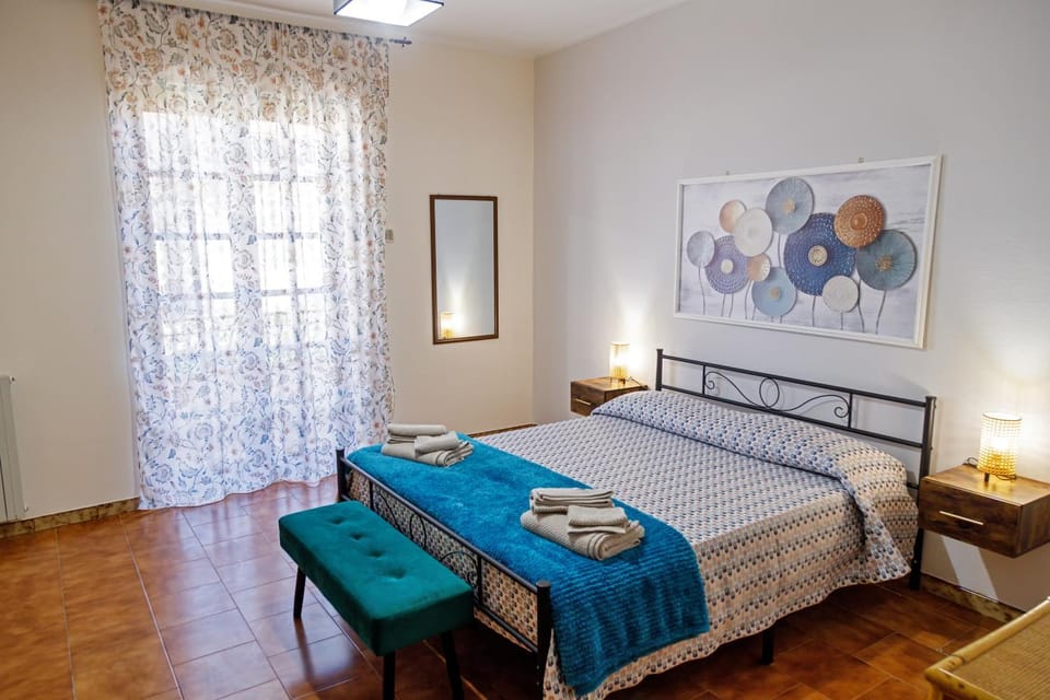 Balcony/Terrace, Bedroom, wardrobe, air conditioner