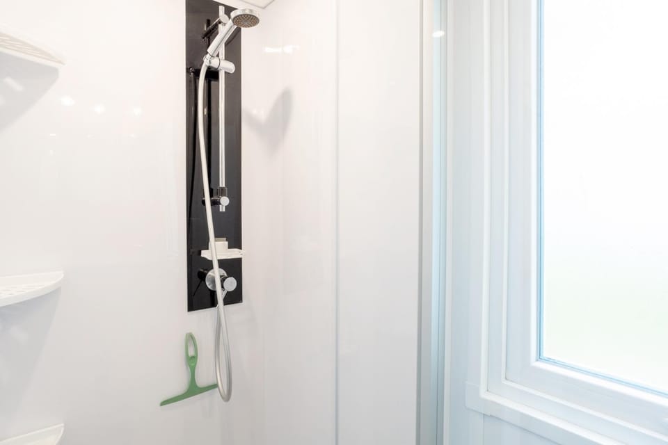 Bathroom, Living room