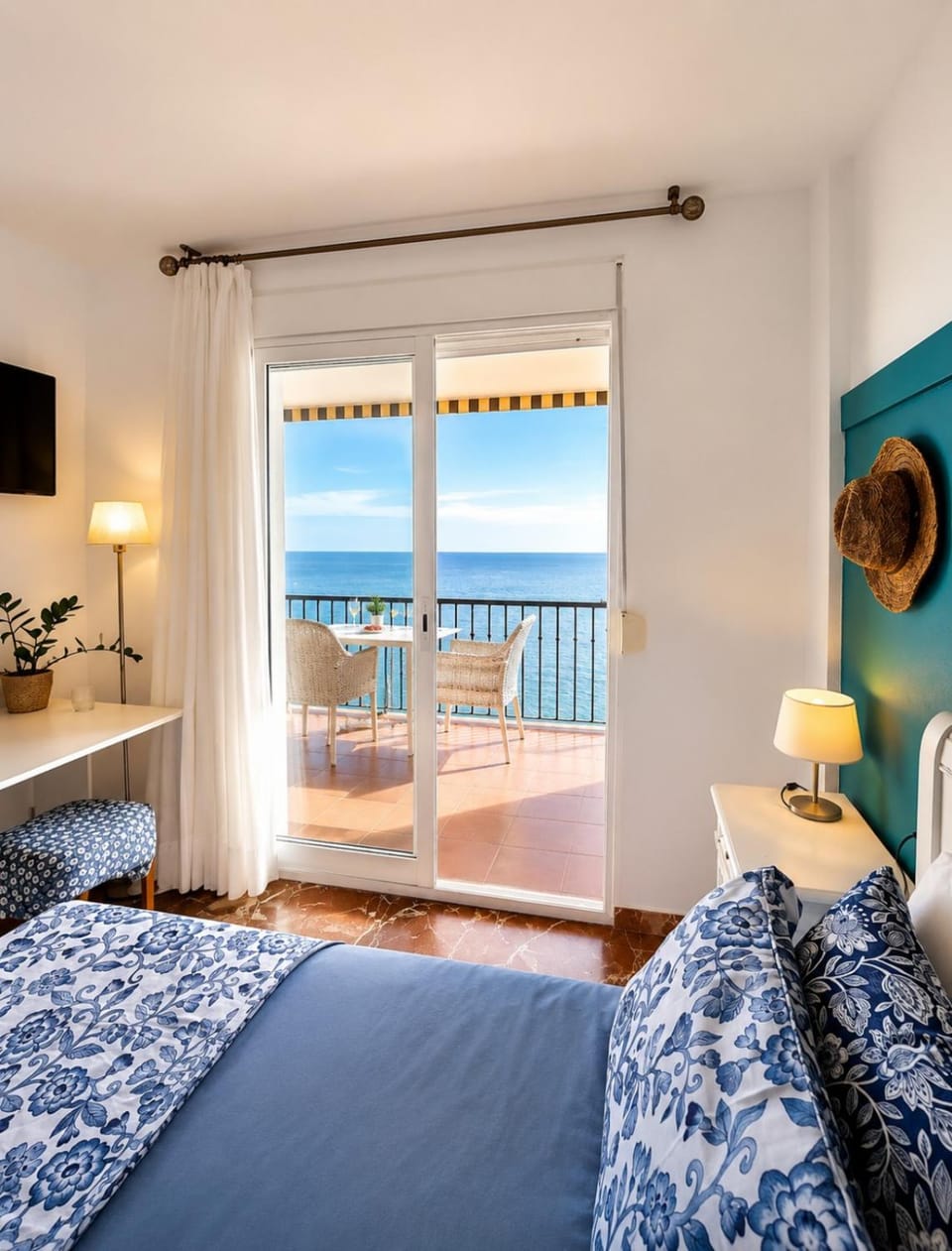 Bedroom, Sea view