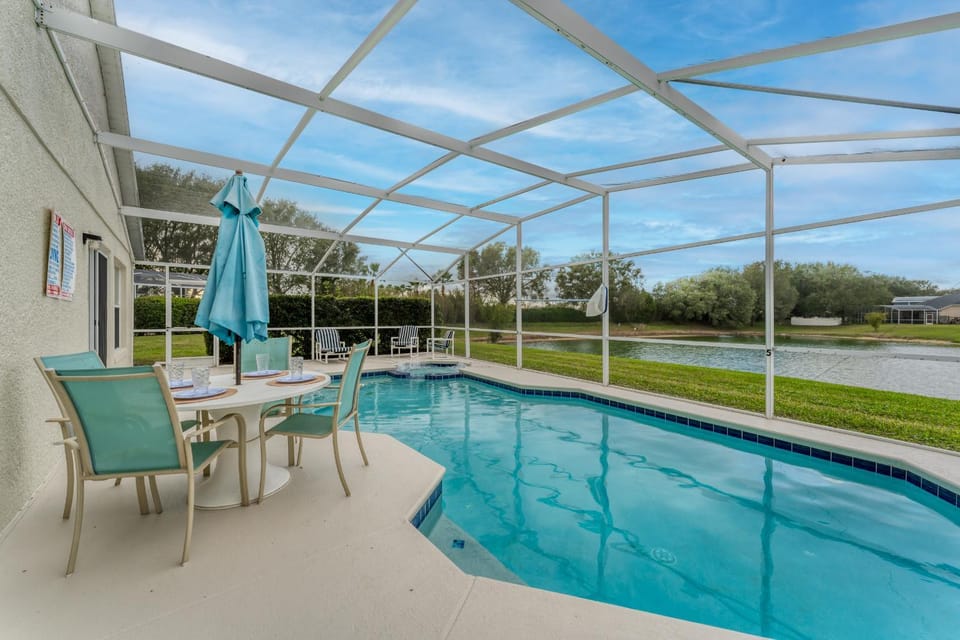 Budget Friendly! Lake View Home with a Private pool nearby to Disney House in Four Corners