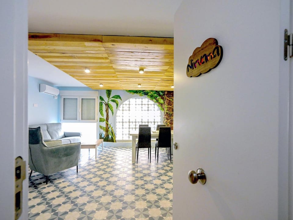 Facade/entrance, Lobby or reception