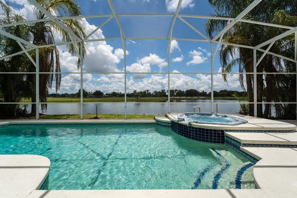 Pool Home in Gated Golf Community House in Osceola County