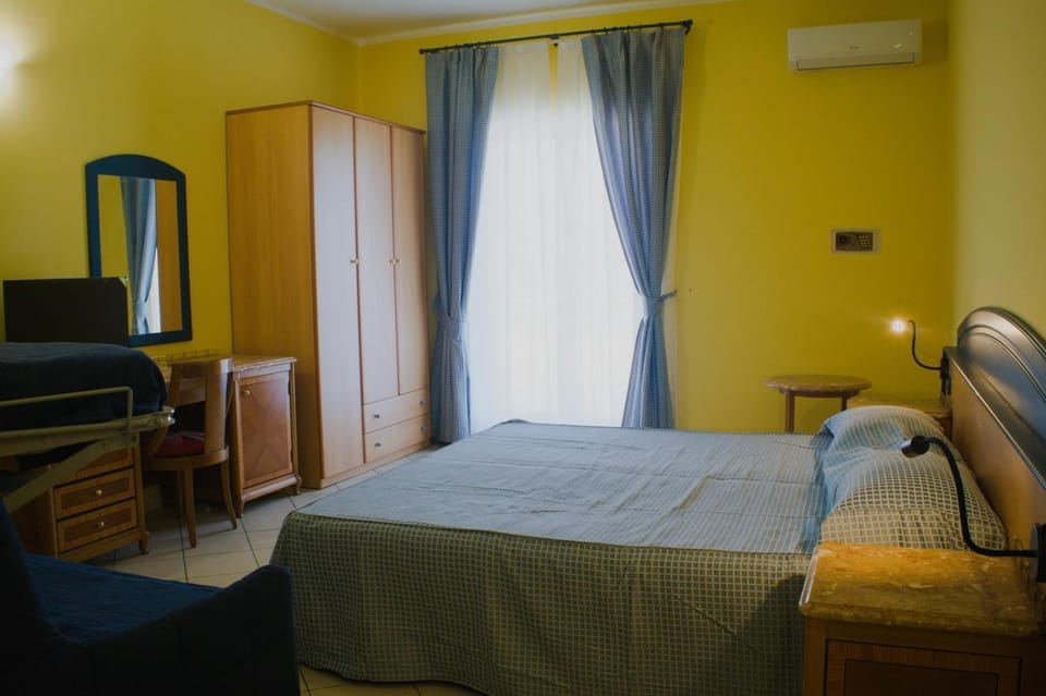 HOTEL COSTABELLA Hotel in Calabria