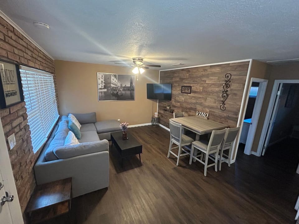 RIV A HOLIC Apartment in Bullhead City