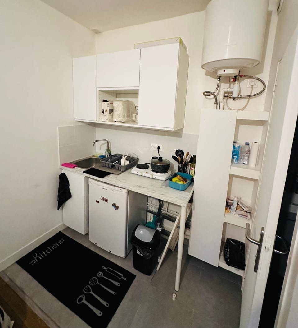 Studio Agréable Apartment in Issy-les-Moulineaux