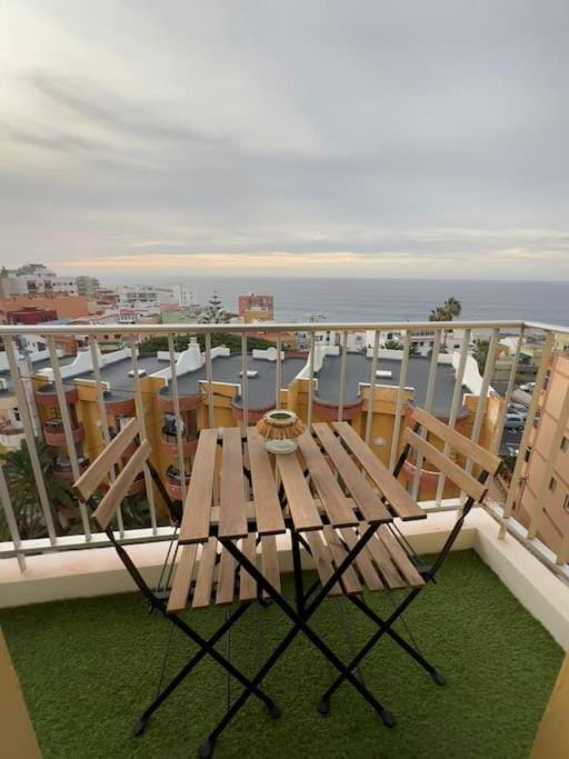 Brisamar, serenidad frente al mar Apartment in Canary Islands
