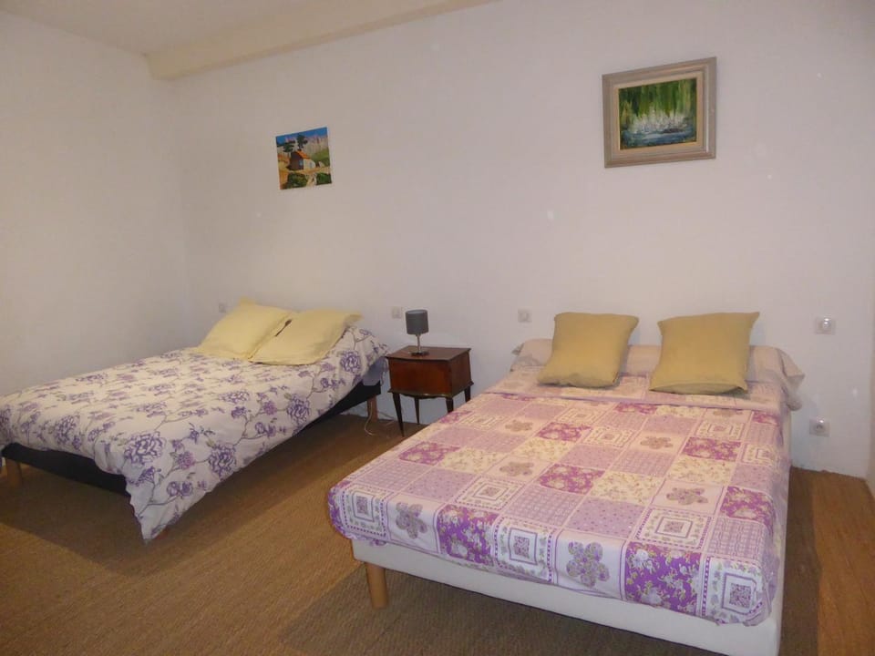 Property building, Living room, Bedroom