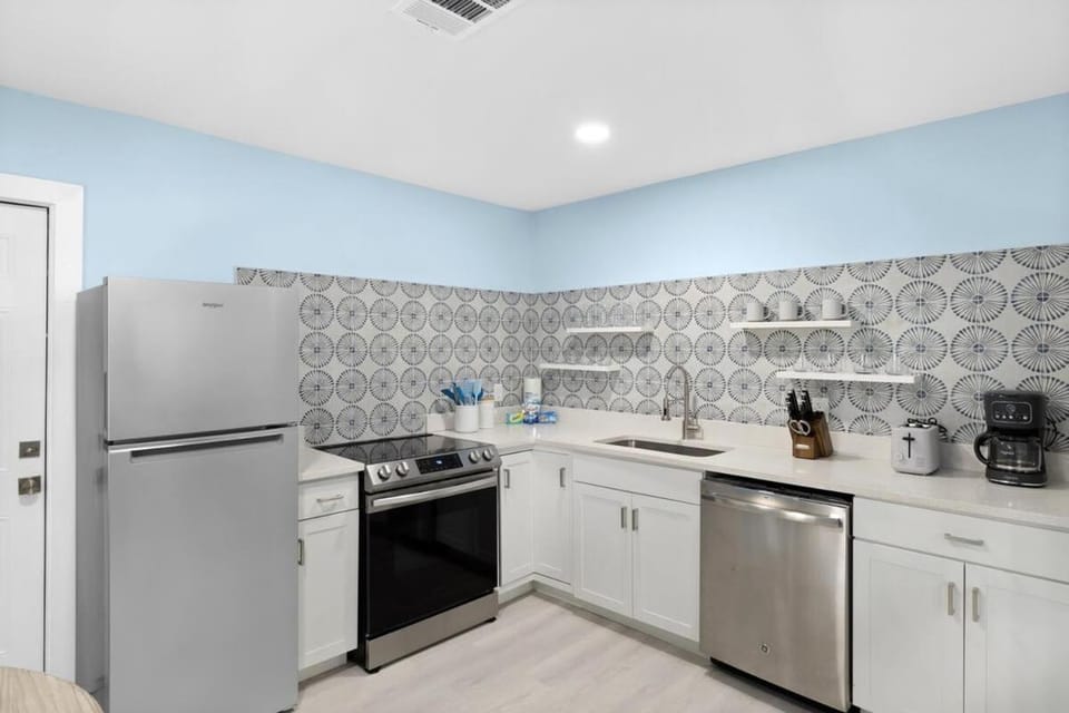 Stunning River District Residence near Beaches House in Fort Myers