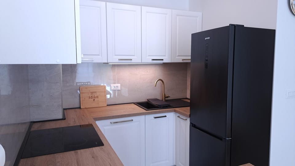 dishwasher, pet friendly, stove