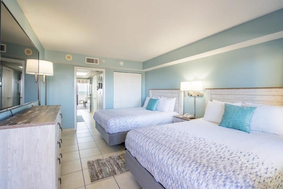 18th Floor OCEANFRONT-CAMELOT BY THE SEA House in Myrtle Beach