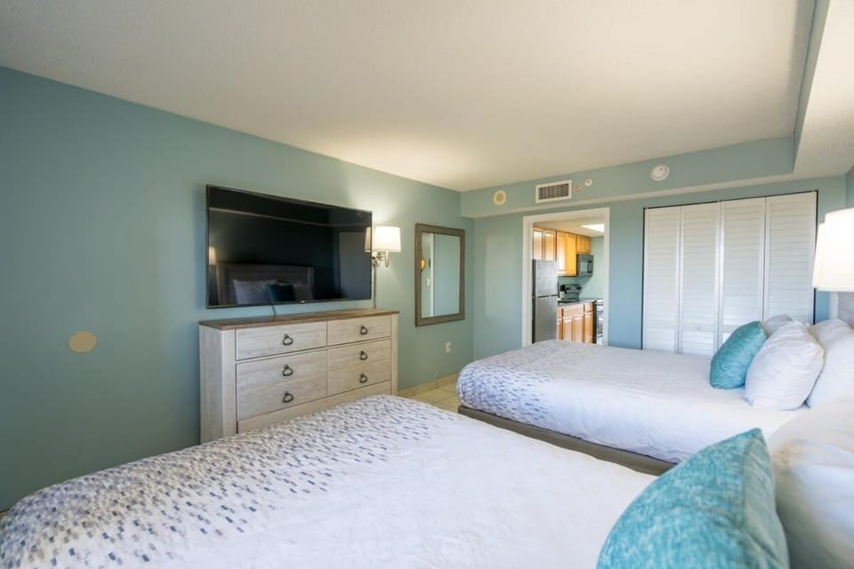 18th Floor OCEANFRONT-CAMELOT BY THE SEA House in Myrtle Beach