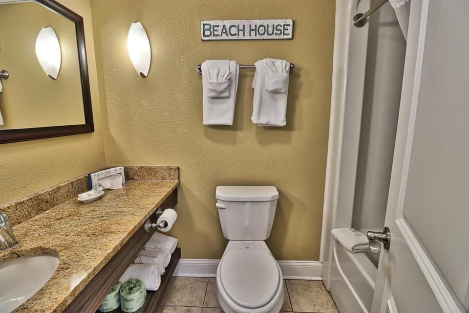 Oceanfront - Caravelle Resort 11th Floor House in Myrtle Beach