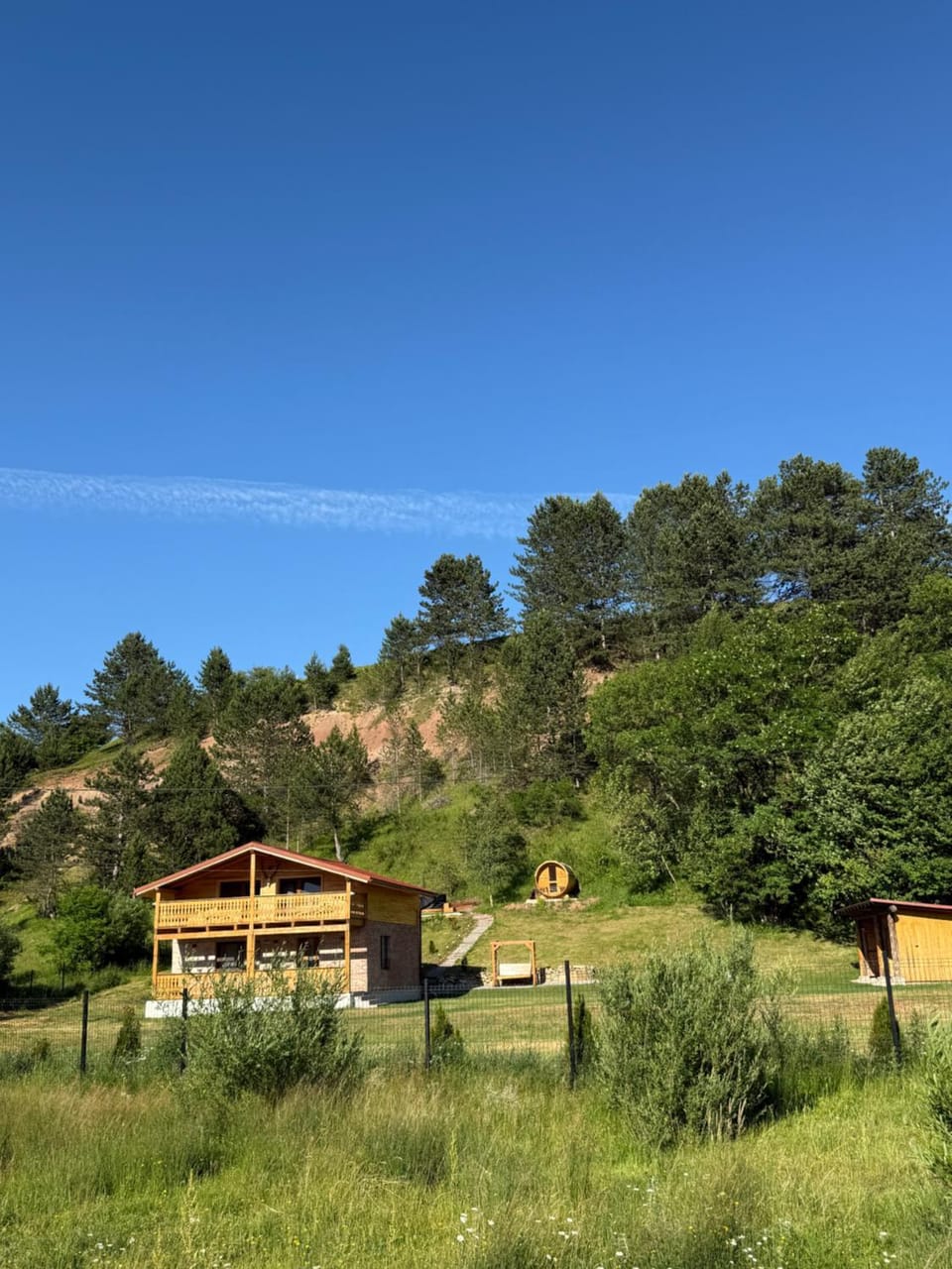 Hirsch Chalet Apuseni Chalet in Cluj County