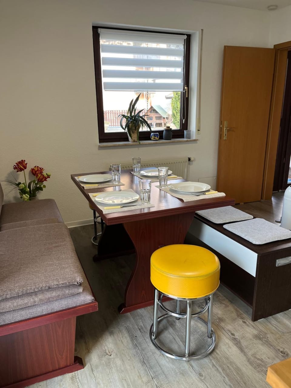 Dining area, kitchen