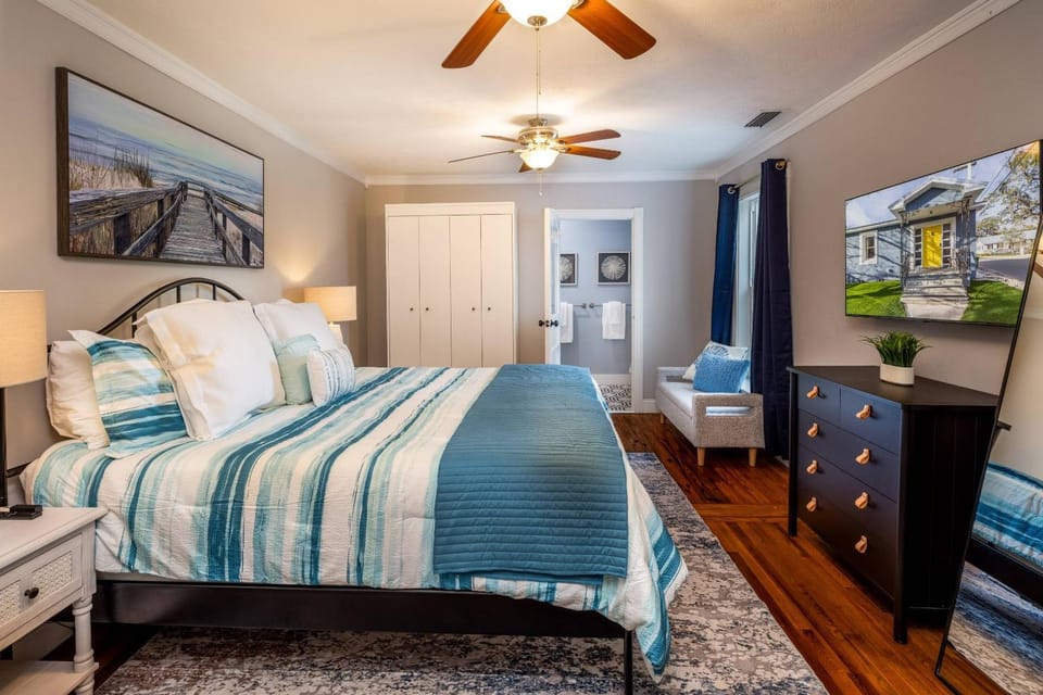 Saragossa Sunshine Unit B Apartment in Saint Augustine