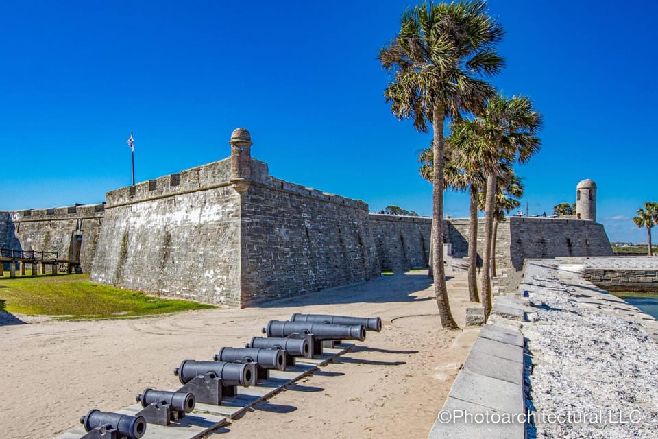 Saragossa Sunshine Unit B Apartment in Saint Augustine