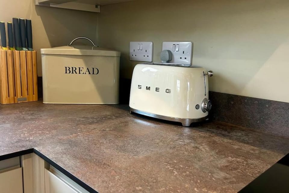 Kitchen or kitchenette, toaster