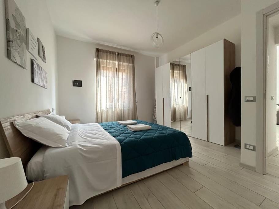 Bed, Bedroom, wardrobe