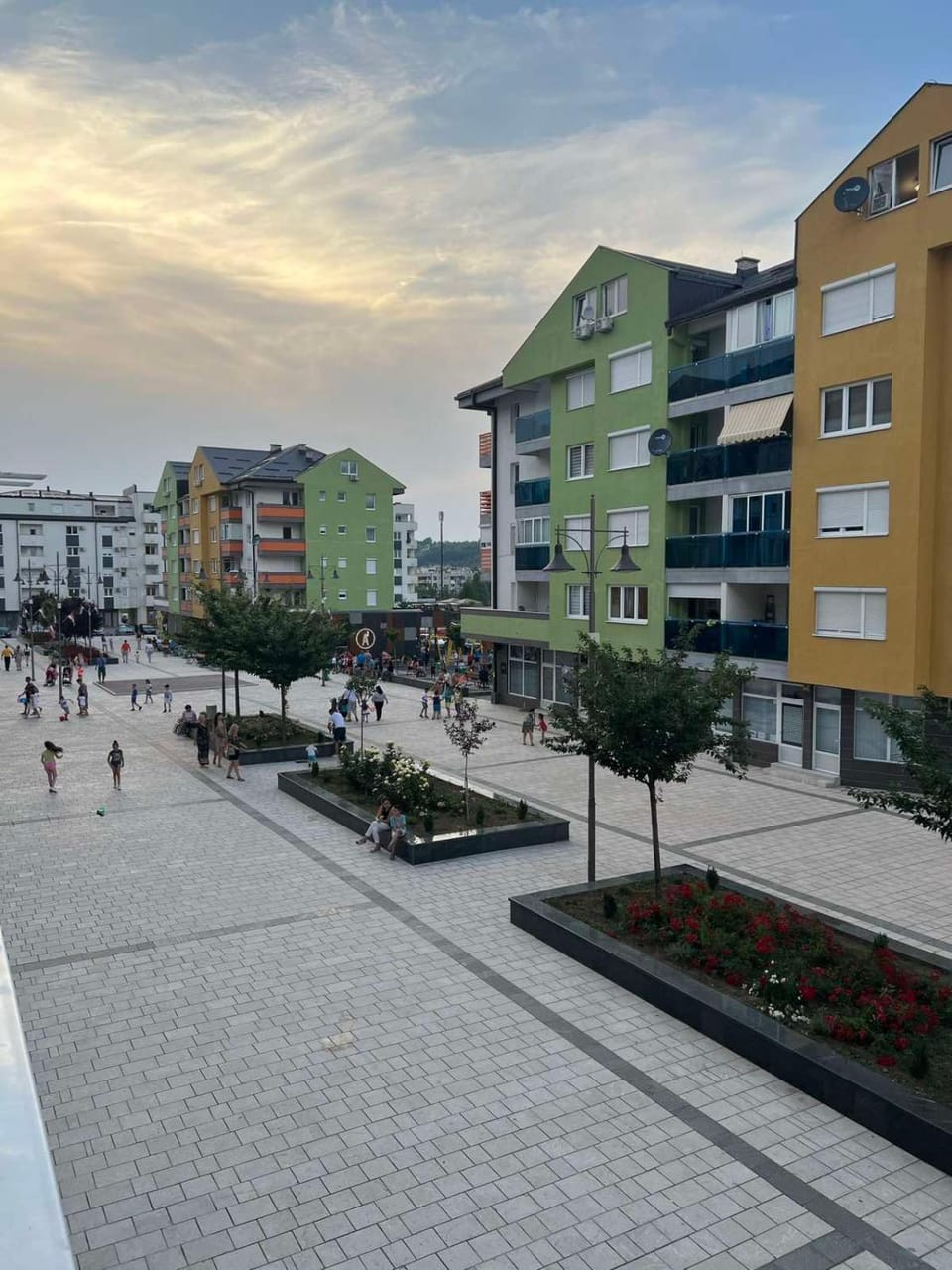 Day, People, Neighbourhood, Street view