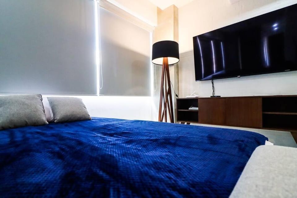 Torre Catalina. Ultra-Modern Versalles Getaway Apartment in Puerto Vallarta