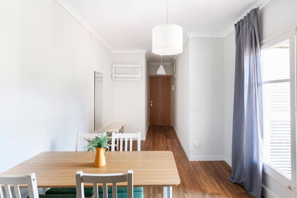 Newly renovated cozy apartment on a hill Apartment in Maresme