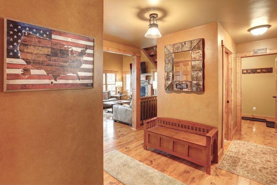 Cloud 9 Cabin Cabin in Pennington County