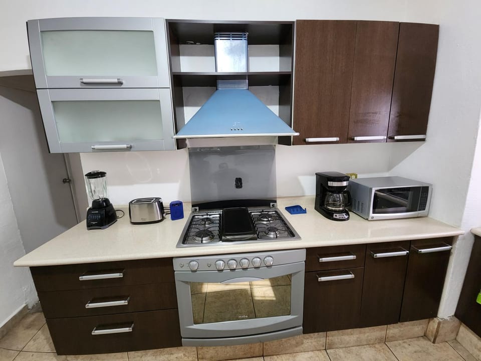 Kitchen or kitchenette, internet, air conditioner, air conditioner