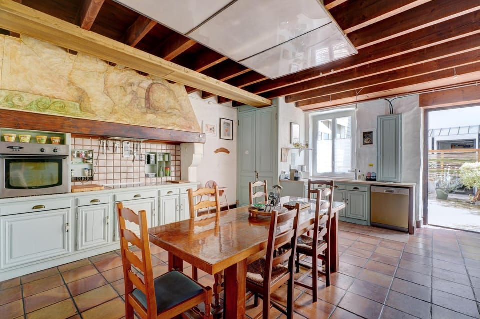 Communal kitchen
