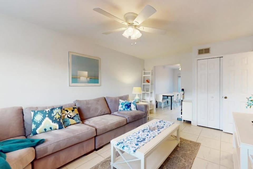Marco Island Escape House in Marco Island