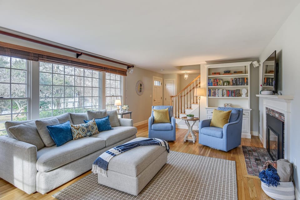 Pool, Gym & Game Room: Expansive Falmouth Retreat! House in Falmouth