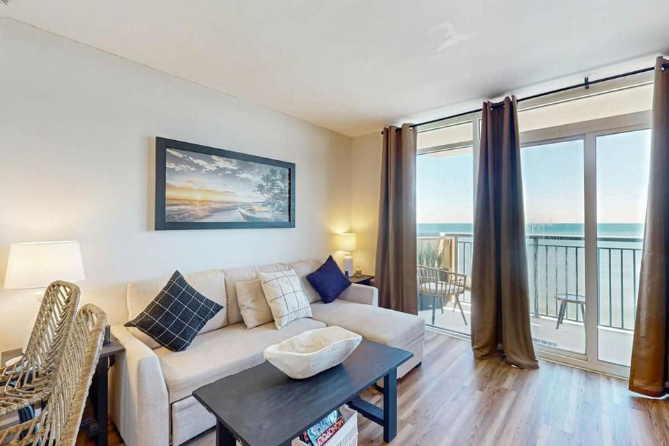 Sandy Daydreams, Unit PH3 House in Myrtle Beach