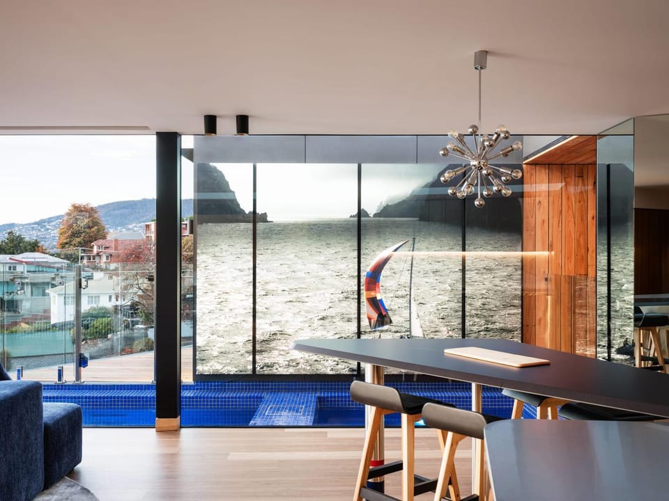 'Hobart' - Waterfront penthouse with private heated pool Apartment in Hobart