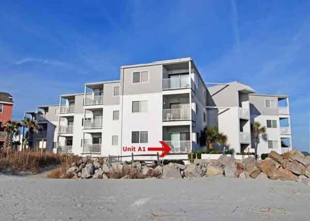 Ocean View Villas- First Floor Ocean Front Condo House in North Myrtle Beach