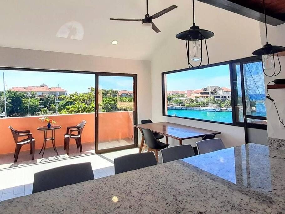 Penthouse, Ocean & Marina vws, Great 4 Remote Work Apartment in State of Quintana Roo