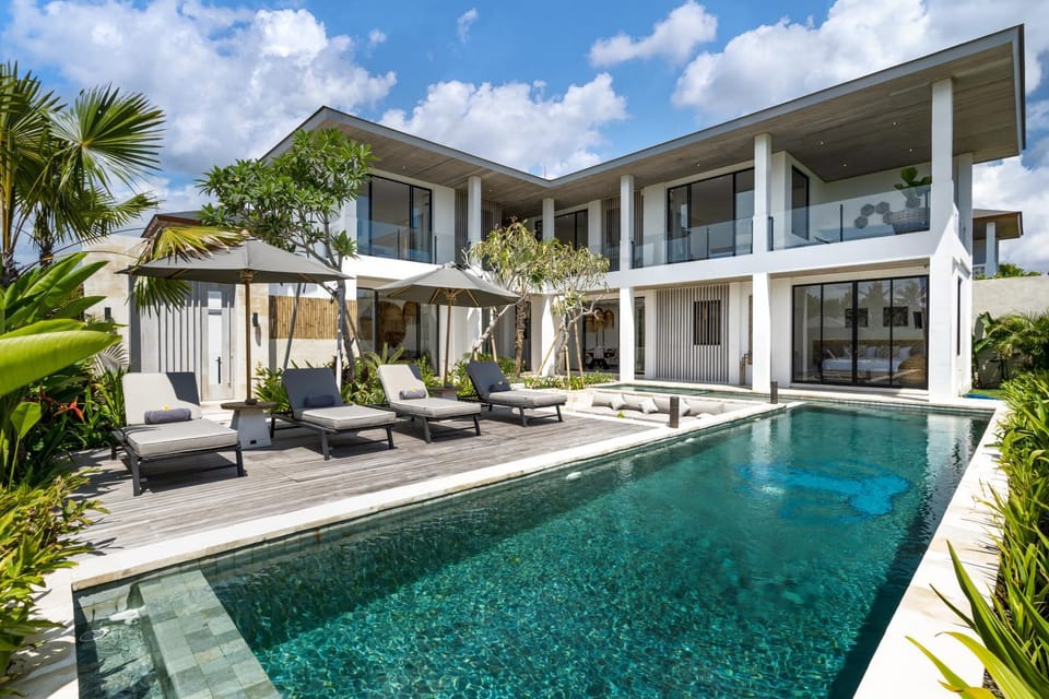 Property building, Garden, View (from property/room), Balcony/Terrace, Garden view, Pool view, Swimming pool, internet, sunbed