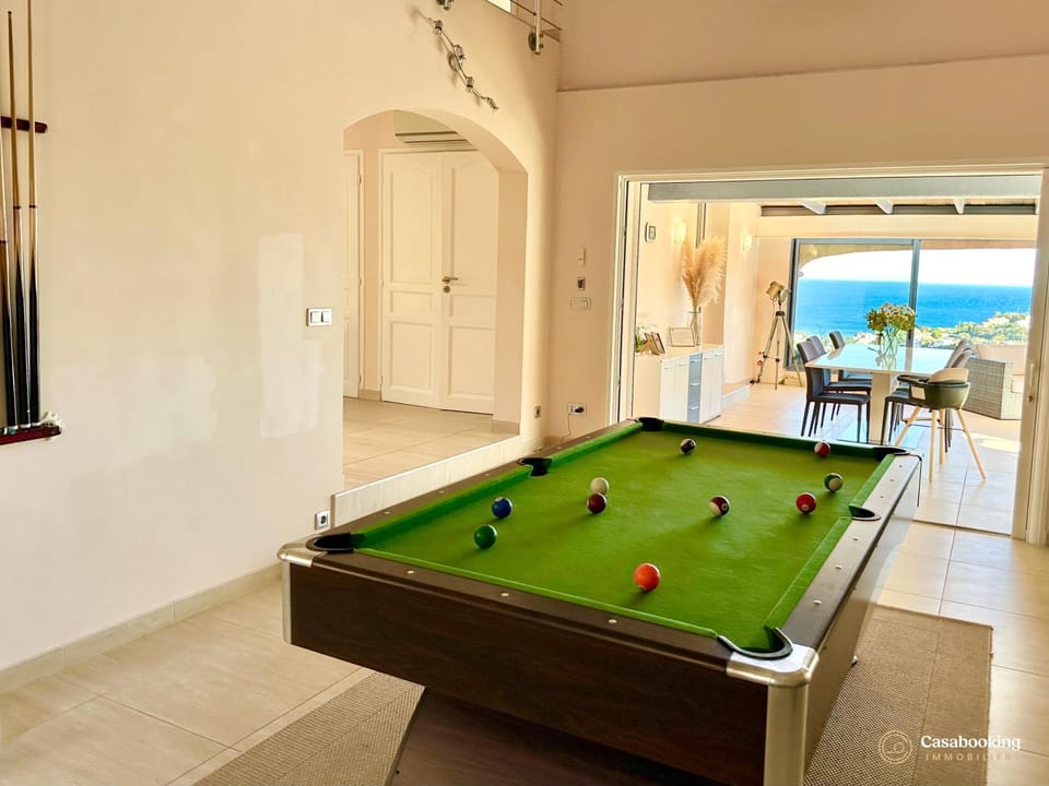 Billiard