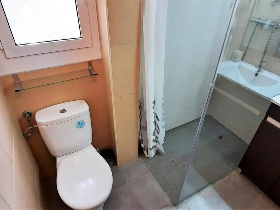 Apartamento en Llançà con gran terraza, admite mascotas, cerca de la playa - ES-170-7 Apartment in Alt Empordà