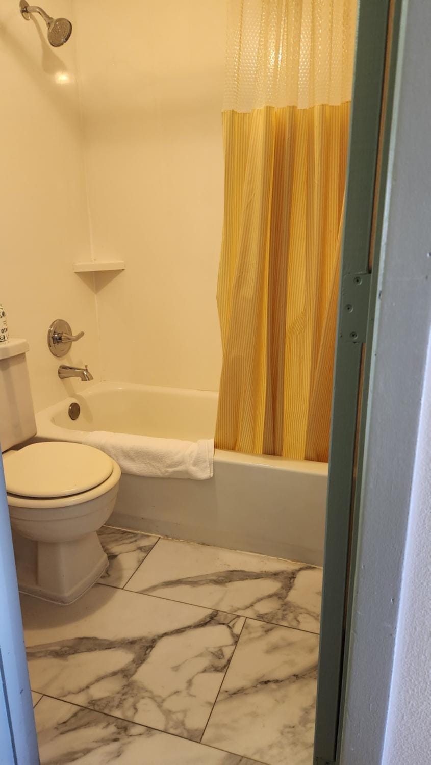 Days Inn by Wyndham Frankfort Hotel in Frankfort