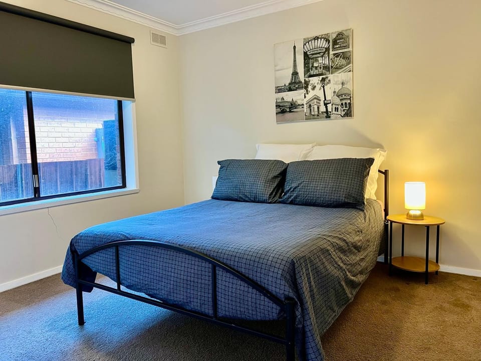 3 Bed Close to GV Hospital Apartment in Shepparton