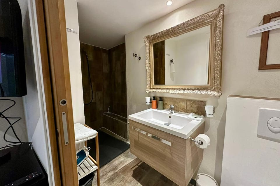 Charming little duplex Historic center! Apartment in Montpellier