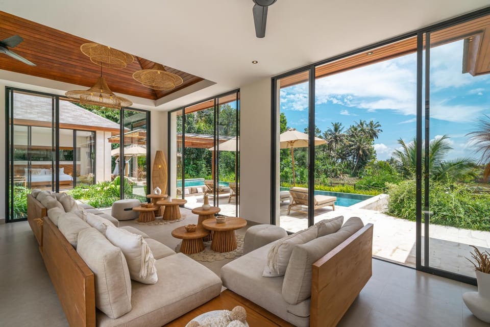 Villa Rosita - Stunning 5BR Villa - Sauna, Gym, Rice Field Views Villa in Tampaksiring