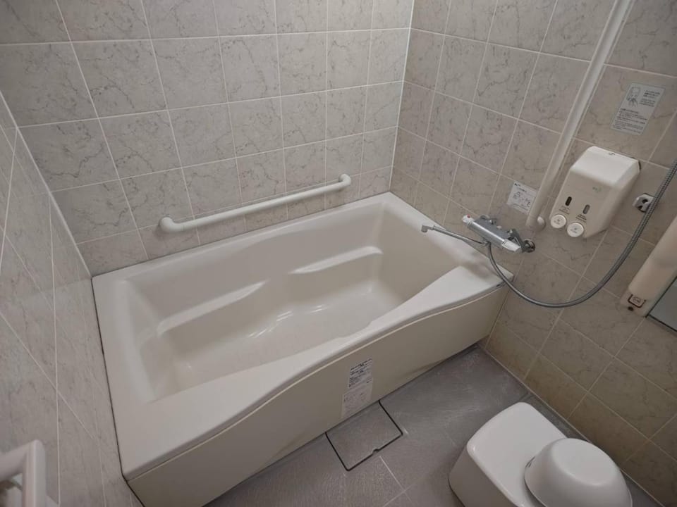 Bathroom, Bath