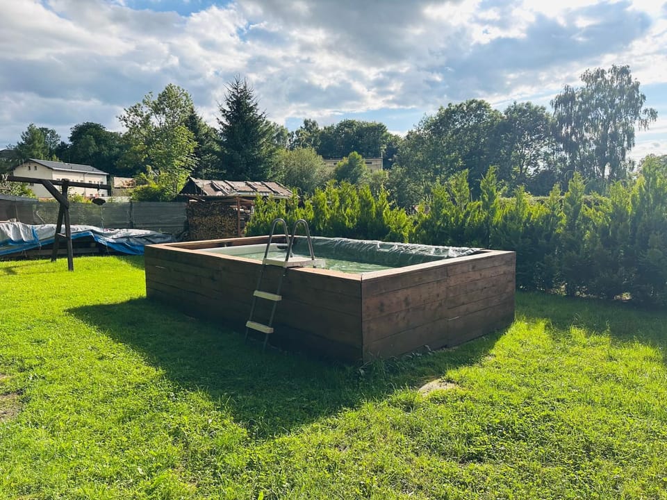 Garden, Swimming pool