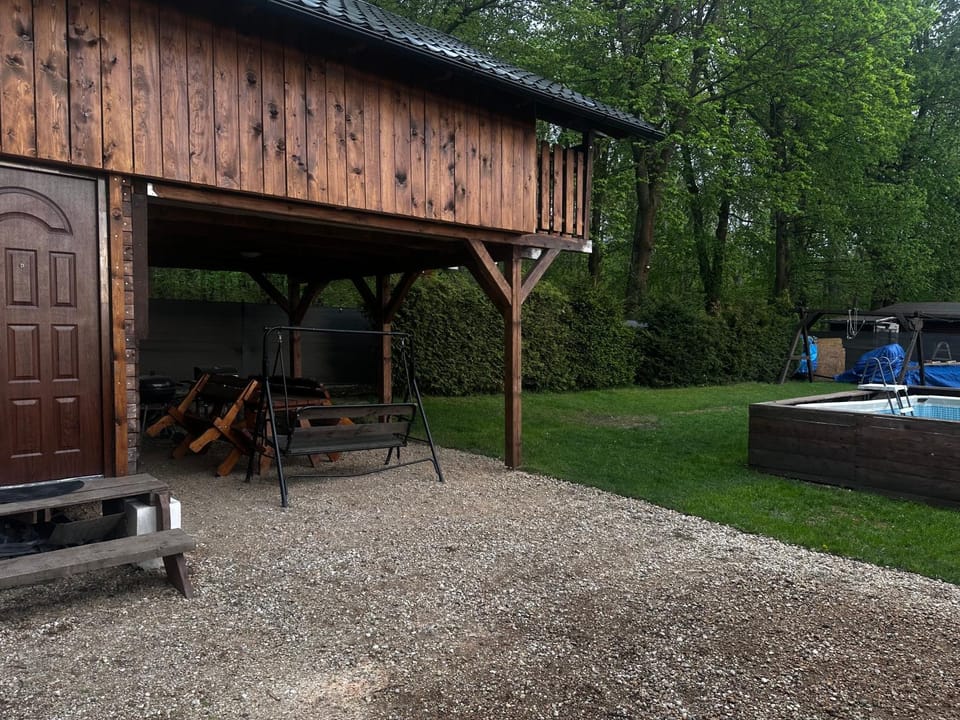 Chata u lesa House in Lower Silesian Voivodeship