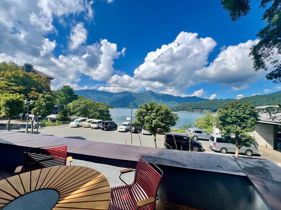SAZANAMI LAKE FRONT Villa in Shizuoka Prefecture