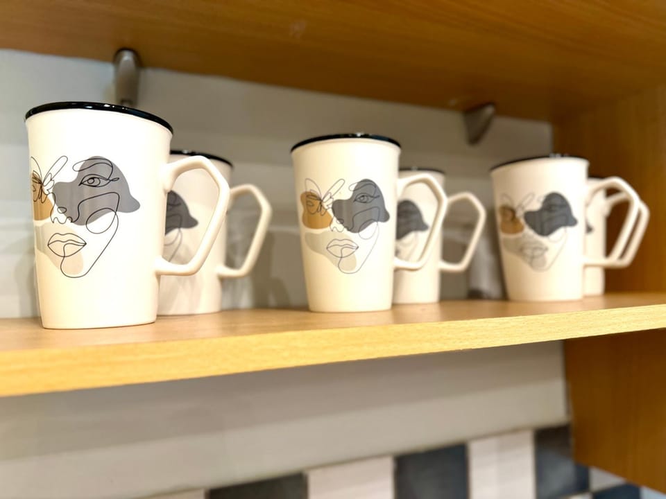 Coffee/tea facilities, Kitchen or kitchenette